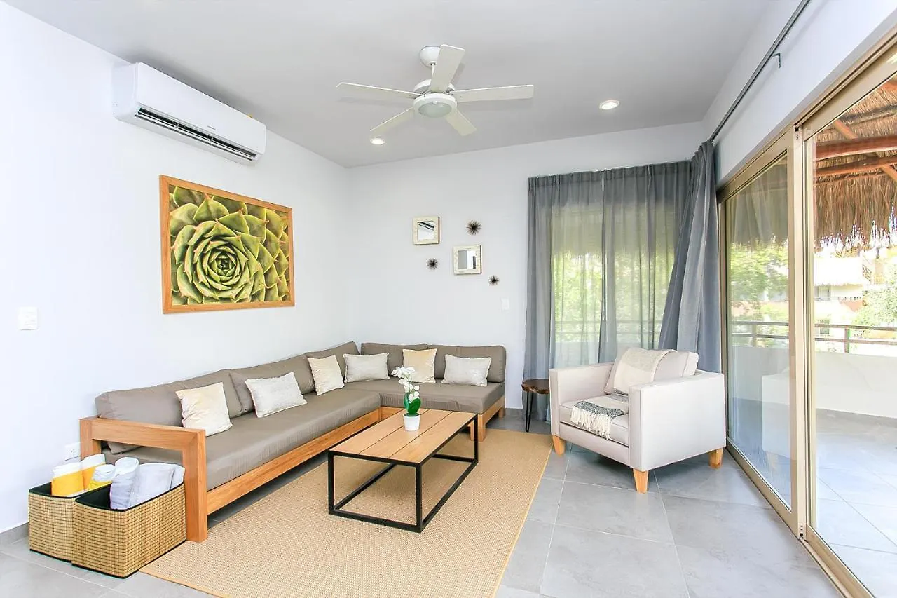 Condo Complex With An Alluring Pool & Tropical Vibes By Stella Rentals! Tulum 0*,  Mexico