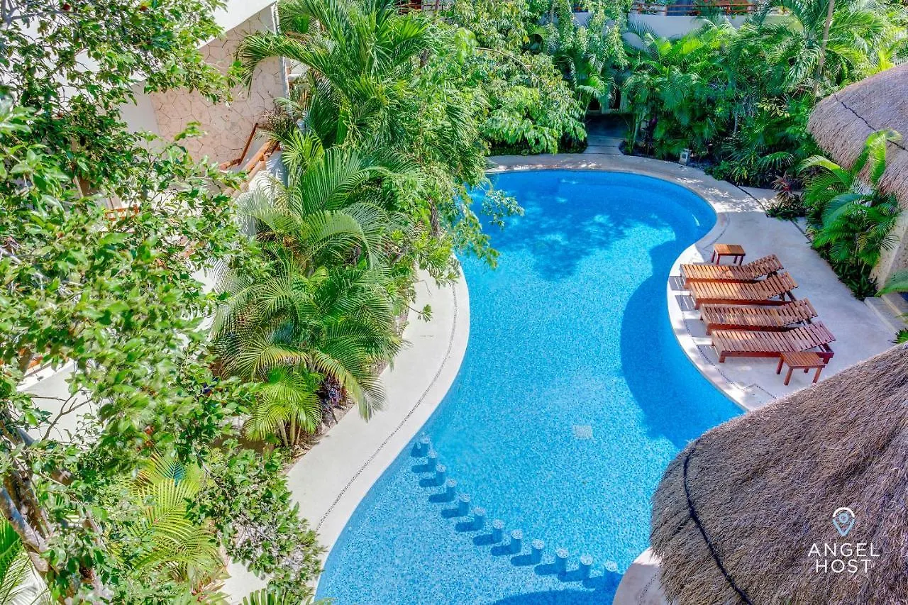 Condo Complex With An Alluring Pool & Tropical Vibes By Stella Rentals! Tulum Mexico