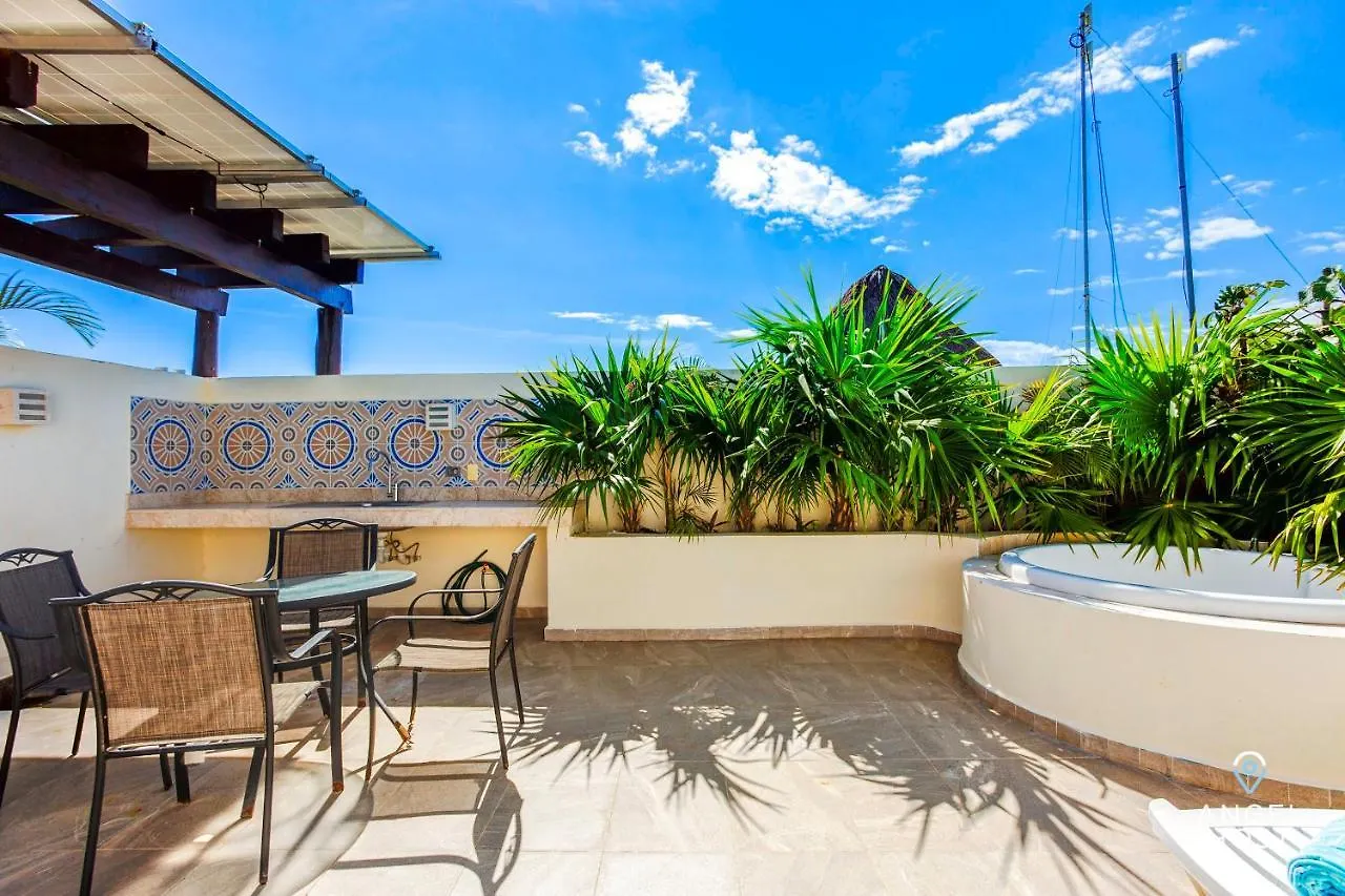 Apartment Condo Complex With An Alluring Pool & Tropical Vibes By Stella Rentals! Tulum